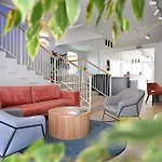 Merlot Hotel