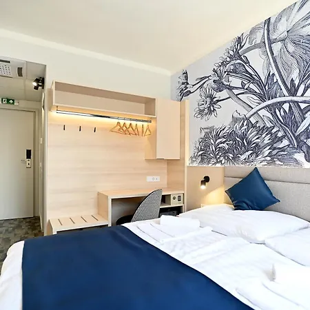 Merlot Hotel